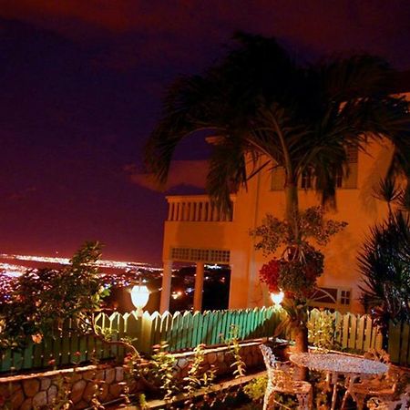City View Hotel Kingston Esterno foto